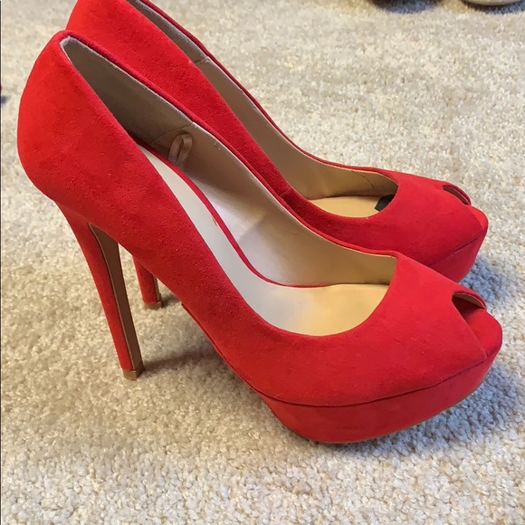Red Zara basic heels - Picture 2 of 5
